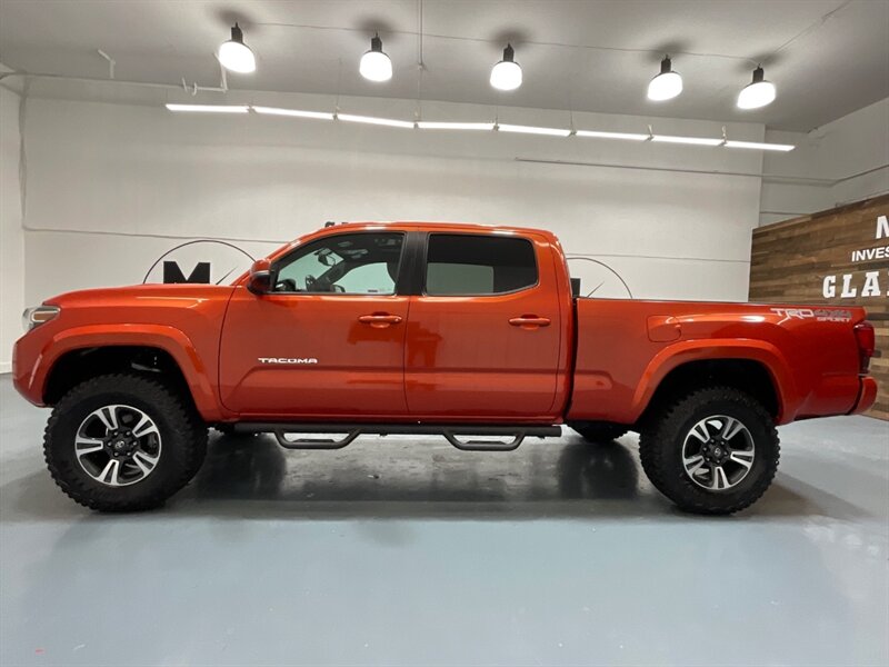2017 Toyota Tacoma TRD Sport Double Cab 4X4 / V6 / LONG BED/NEW TIRES / Navigation & Backup Camera / Sunroof / Blind Spot Alert / ZERO RUST - Photo 3 - Gladstone, OR 97027