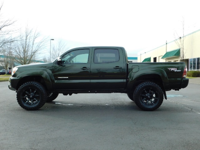 2013 Toyota Tacoma DOUBLE CAB 4X4 / V6 4.0 / TRD SPORT / CAM / LIFTED   - Photo 3 - Portland, OR 97217