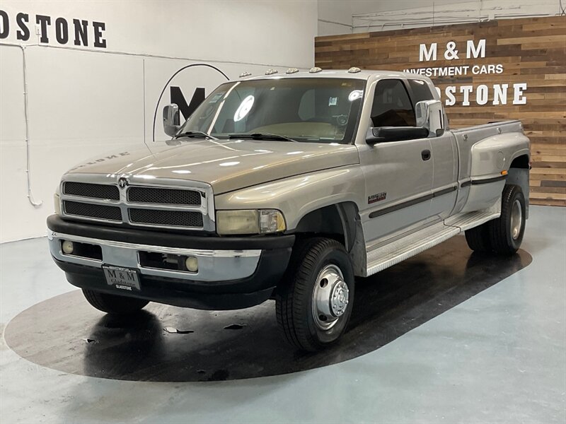 1999 Dodge Ram 3500 Laramie SLT 4X4 / DUALLY / 5.9L DIESEL / 107K MILE  / RUST FREE / Leather - Photo 1 - Gladstone, OR 97027