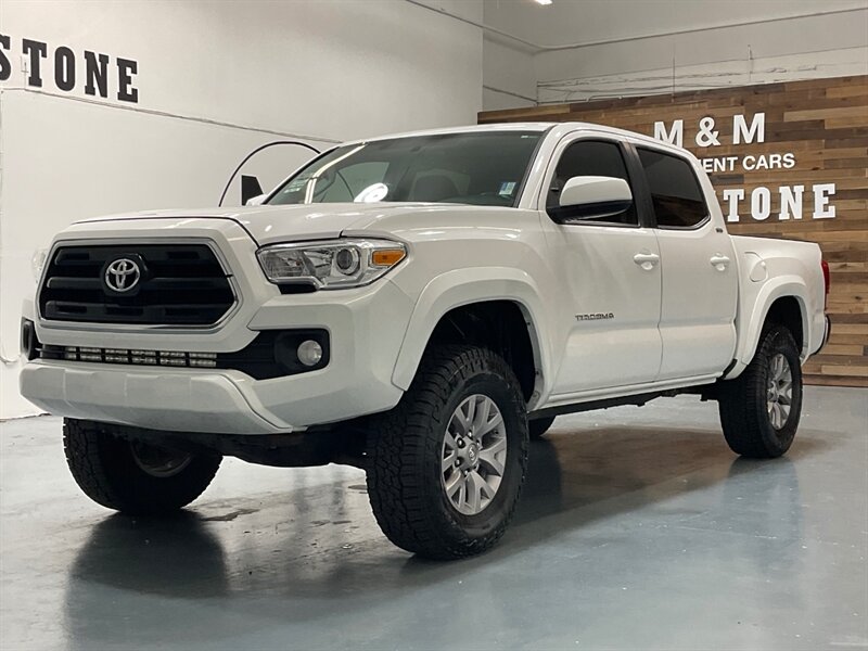 2017 Toyota Tacoma SR5 V6 Double Cab 4X4 / 3.5L V6 / Backup Camera  / NO RUST - Photo 61 - Gladstone, OR 97027