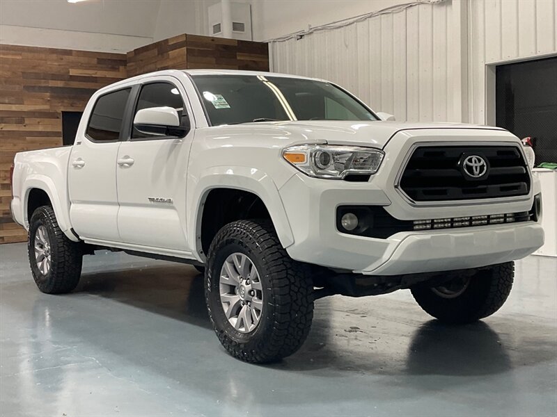 2017 Toyota Tacoma SR5 V6 Double Cab 4X4 / 3.5L V6 / Backup Camera  / NO RUST - Photo 59 - Gladstone, OR 97027