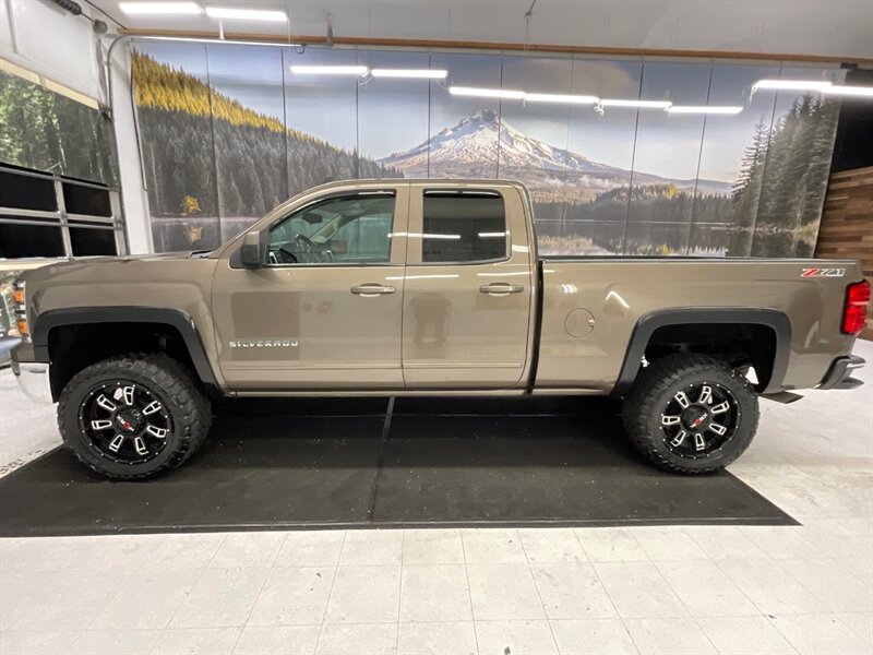 2015 Chevrolet Silverado 1500 LT Z71 4X4 / 5.3L V8 / Navi & Camera / LIFTED  / LOCAL OREGON TRUCK / LIFTED w. 33 " TOYO OPEN COUNTRY & 20 " WORK WHEELS / 75,000 MILES - Photo 3 - Gladstone, OR 97027