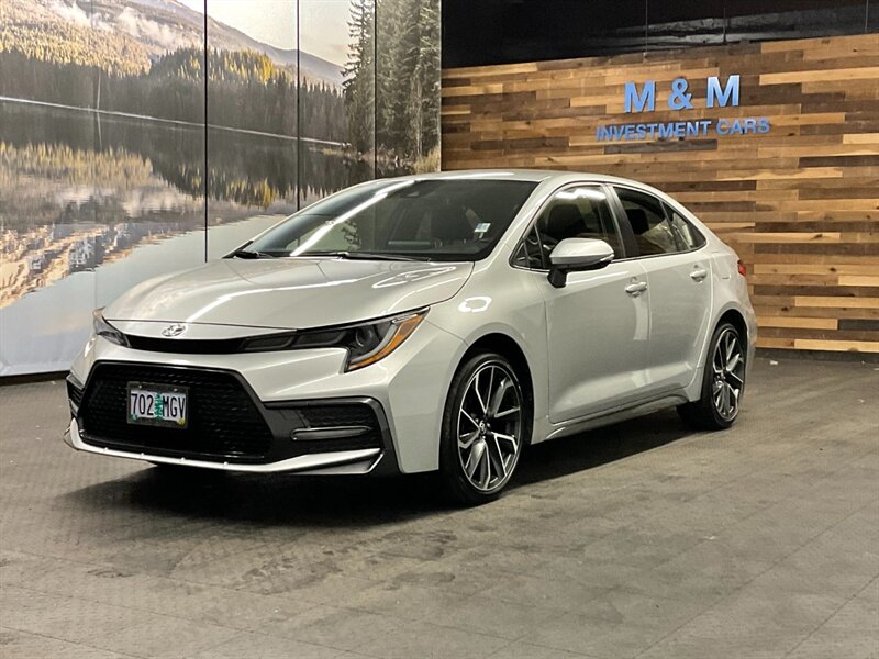 2020 Toyota Corolla SE Sedan / 1-OWNER /  Backup Camera / 1-OWNER - Photo 1 - Gladstone, OR 97027