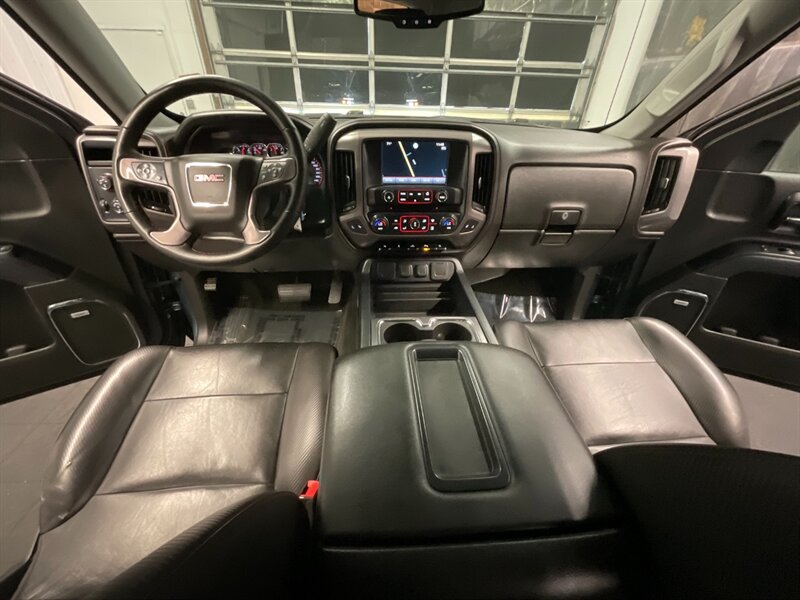 2014 GMC Sierra 1500 SLT Crew Cab 4X4 / Leather Navigation / CLEAN   - Photo 17 - Gladstone, OR 97027