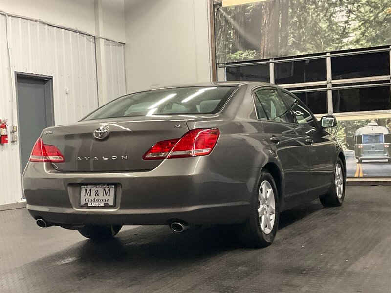 2007 Toyota Avalon XL Sedan / V6 / Excel Cond / 129,000 MILES   - Photo 8 - Gladstone, OR 97027