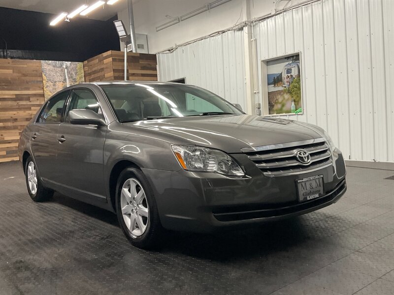 2007 Toyota Avalon XL Sedan / V6 / Excel Cond / 129,000 MILES   - Photo 2 - Gladstone, OR 97027