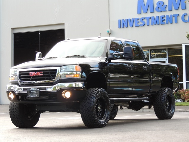 2005 GMC Sierra 2500 SLT / 4X4 / 6.6L Duramax Diesel / LIFTED LIFTED   - Photo 24 - Portland, OR 97217