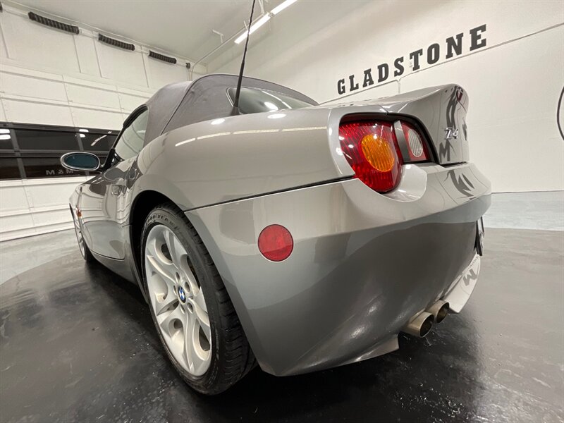 2003 BMW Z4 3.0i Roadster 2Dr Convertible / ONLY 38,000 MILES  / Premium & Sport Pkgs - Photo 48 - Gladstone, OR 97027