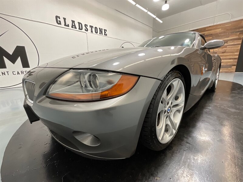 2003 BMW Z4 3.0i Roadster 2Dr Convertible / ONLY 38,000 MILES  / Premium & Sport Pkgs - Photo 52 - Gladstone, OR 97027