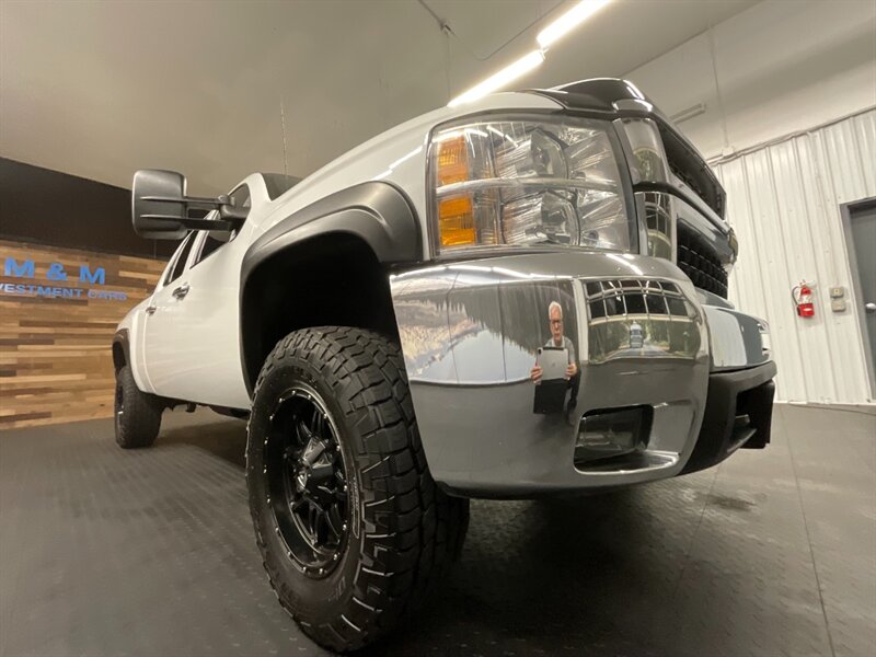 2008 Chevrolet Silverado 2500 LT1 4X4 / Crew Cab / 6.6L DURAMAX DIESEL / LIFTED   - Photo 10 - Gladstone, OR 97027