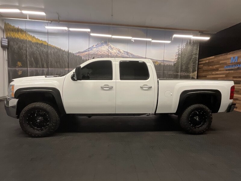 2008 Chevrolet Silverado 2500 LT1 4X4 / Crew Cab / 6.6L DURAMAX DIESEL / LIFTED   - Photo 3 - Gladstone, OR 97027