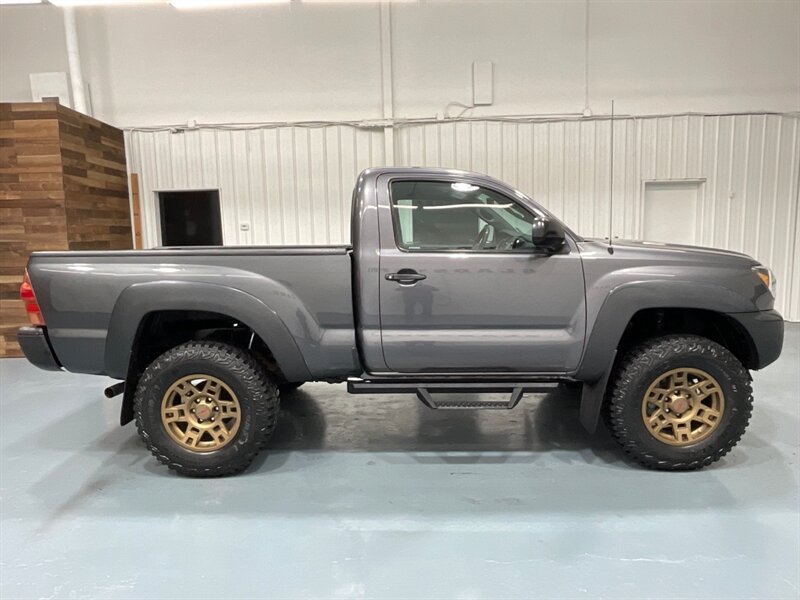 2014 Toyota Tacoma Regular Cab 4X4 / 2.7L 4Cyl / 5-SPEED MANUAL  / LIFTED w. BRAND NEW WHEELS & TIRES / ZERO RUST - Photo 4 - Gladstone, OR 97027
