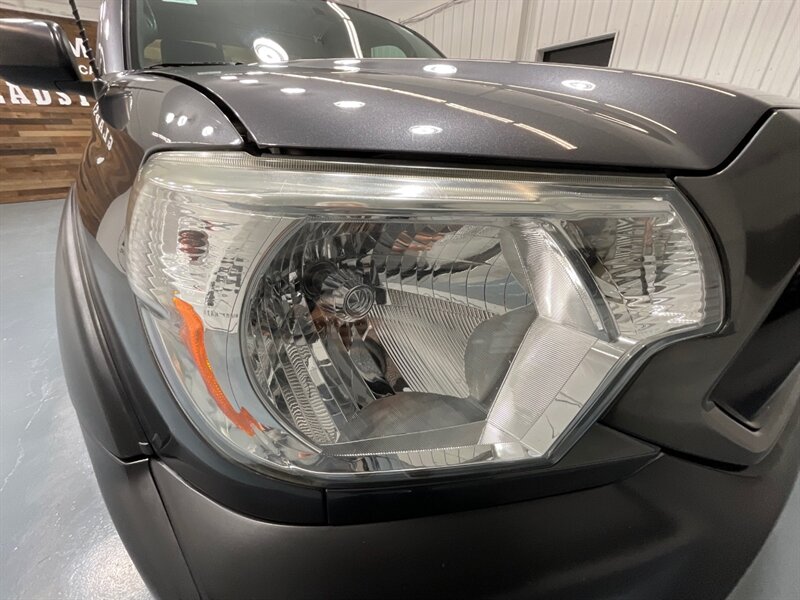 2014 Toyota Tacoma Regular Cab 4X4 / 2.7L 4Cyl / 5-SPEED MANUAL  / LOCAL OREGON TRUCK / ZERO RUST - Photo 27 - Gladstone, OR 97027