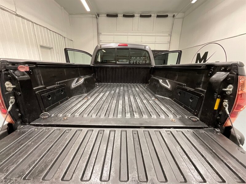 2014 Toyota Tacoma Regular Cab 4X4 / 2.7L 4Cyl / 5-SPEED MANUAL  / LOCAL OREGON TRUCK / ZERO RUST - Photo 35 - Gladstone, OR 97027