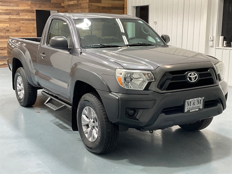 2014 Toyota Tacoma Regular Cab 4X4 / 2.7L 4Cyl / 5-SPEED MANUAL  / LOCAL OREGON TRUCK / ZERO RUST - Photo 2 - Gladstone, OR 97027