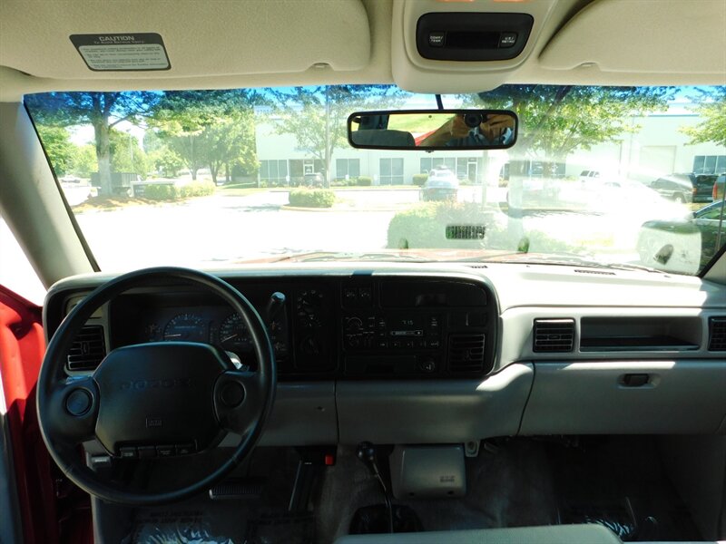 1996 Dodge Ram 2500 3/4 TON 4X4 / V8 5.9 L /  NEW TIRES / LOW MILES   - Photo 32 - Portland, OR 97217