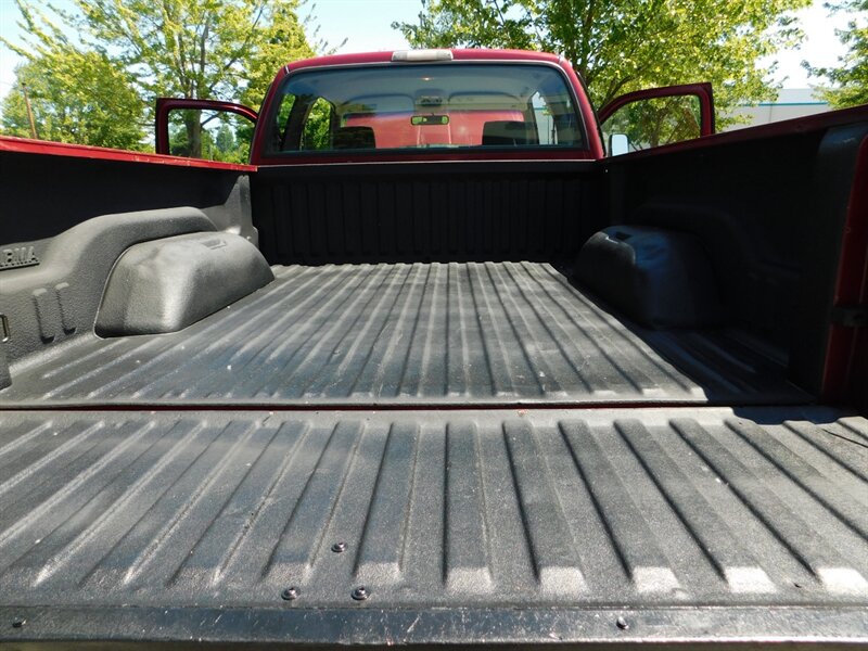 1996 Dodge Ram 2500 3/4 TON 4X4 / V8 5.9 L /  NEW TIRES / LOW MILES   - Photo 20 - Portland, OR 97217