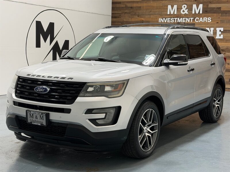 2017 Ford Explorer Sport AWD 3.5L ECOBOOST /3RD ROW SEAT /LEATHER / Heated & Cooled Leather Seats / Navi & Camera - Photo 56 - Gladstone, OR 97027
