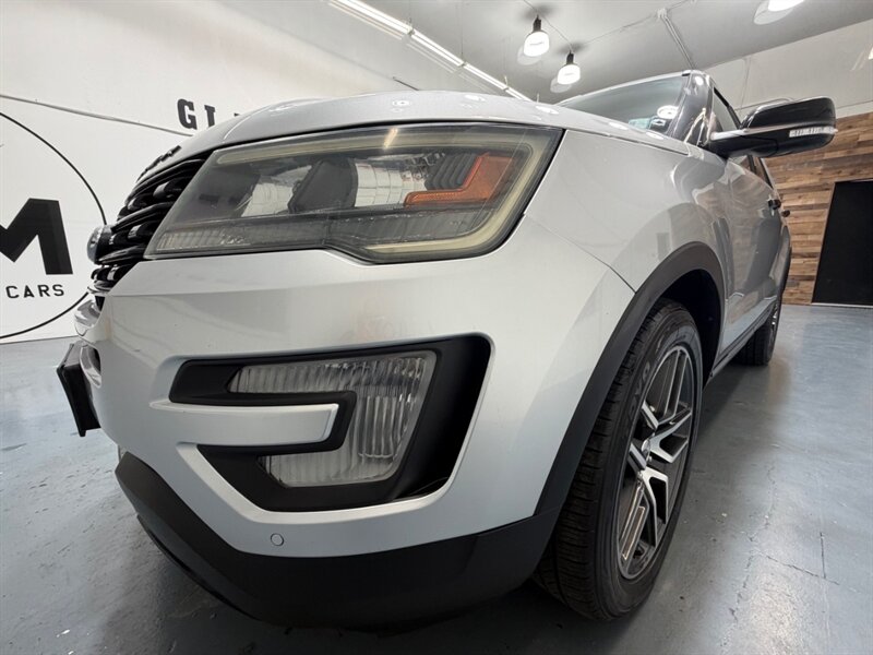 2017 Ford Explorer Sport AWD 3.5L ECOBOOST /3RD ROW SEAT /LEATHER / Heated & Cooled Leather Seats / Navi & Camera - Photo 51 - Gladstone, OR 97027