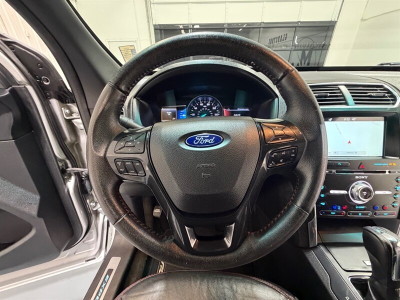 2017 Ford Explorer Sport AWD 3.5L ECOBOOST /3RD ROW SEAT /LEATHER / Heated & Cooled Leather Seats / Navi & Camera - Photo 16 - Gladstone, OR 97027