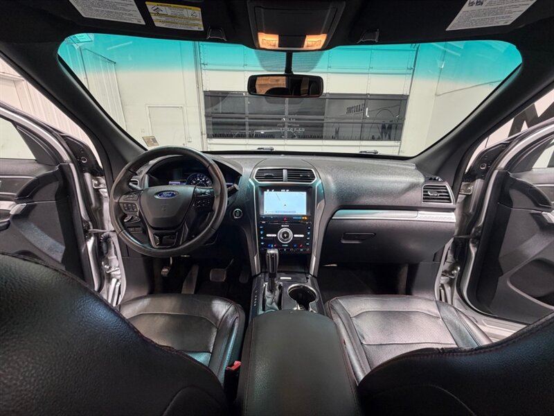 2017 Ford Explorer Sport AWD 3.5L ECOBOOST /3RD ROW SEAT /LEATHER / Heated & Cooled Leather Seats / Navi & Camera - Photo 39 - Gladstone, OR 97027