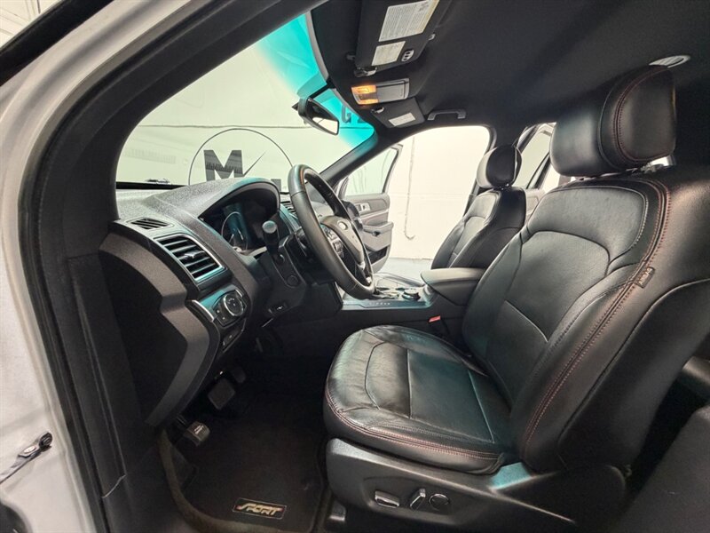 2017 Ford Explorer Sport AWD 3.5L ECOBOOST /3RD ROW SEAT /LEATHER / Heated & Cooled Leather Seats / Navi & Camera - Photo 9 - Gladstone, OR 97027