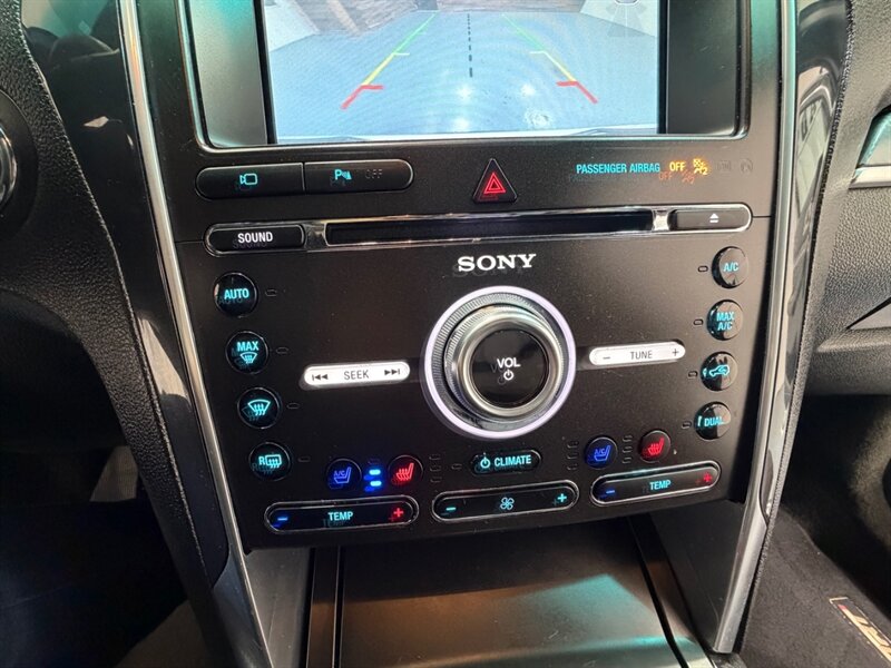 2017 Ford Explorer Sport AWD 3.5L ECOBOOST /3RD ROW SEAT /LEATHER / Heated & Cooled Leather Seats / Navi & Camera - Photo 20 - Gladstone, OR 97027