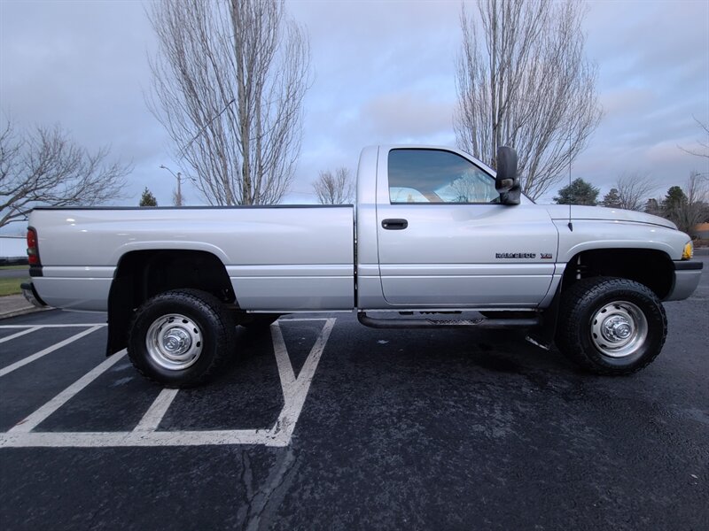 2001 Dodge Ram 2500 REG CAB / 4X4 / 5.9L V8 / LONG BED /  3/4 TON  / Oregon Truck / No Rust / Very Clean & Sharp - Photo 4 - Portland, OR 97217