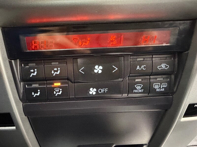 2012 Toyota 4Runner Limited 4x4 /Leather Heated seats / Sunroof /ZERO RUST / Navigation & Backup Camera - Photo 44 - Gladstone, OR 97027