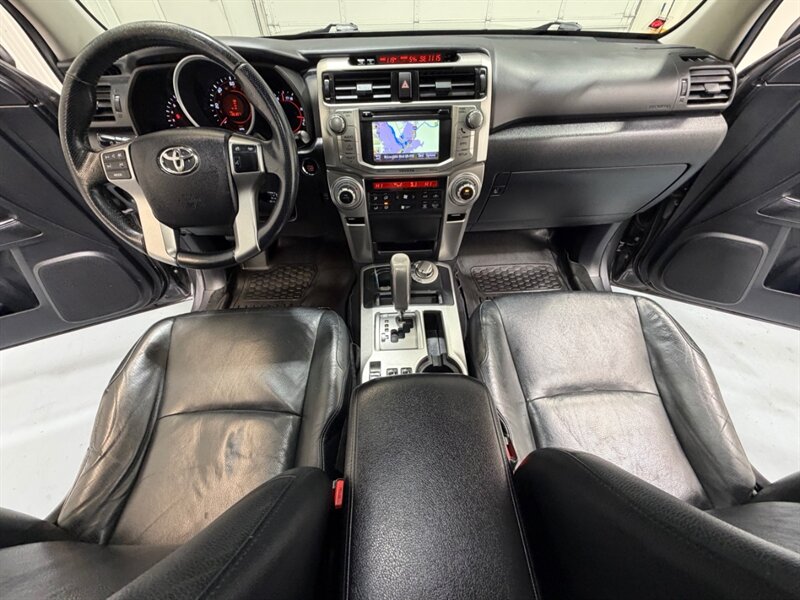 2012 Toyota 4Runner Limited 4x4 /Leather Heated seats / Sunroof /ZERO RUST / Navigation & Backup Camera - Photo 35 - Gladstone, OR 97027