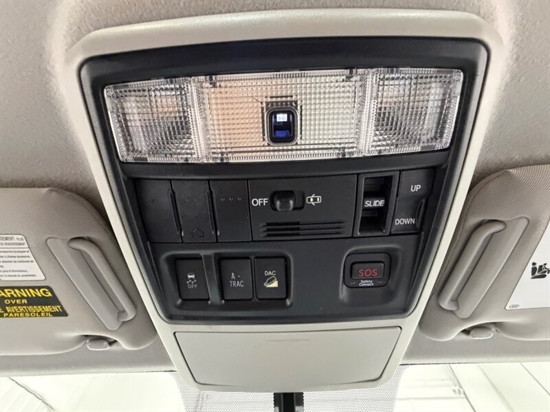 2012 Toyota 4Runner Limited 4x4 /Leather Heated seats / Sunroof /ZERO RUST / Navigation & Backup Camera - Photo 21 - Gladstone, OR 97027