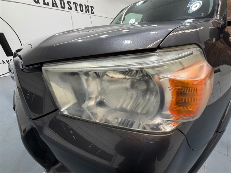 2012 Toyota 4Runner Limited 4x4 /Leather Heated seats / Sunroof /ZERO RUST / Navigation & Backup Camera - Photo 26 - Gladstone, OR 97027