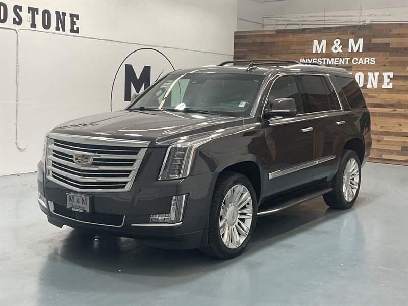 2016 Cadillac Escalade Platinum 4X4 / 6.2L V8 / Leather Sunroof / 1-OWNER  / FULLY LOADED LOCAL SUV - Photo 1 - Gladstone, OR 97027