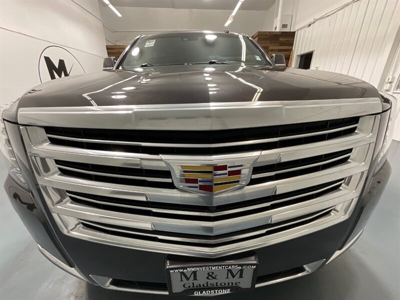 2016 Cadillac Escalade Platinum 4X4 / 6.2L V8 / Leather Sunroof / 1-OWNER  / FULLY LOADED LOCAL SUV - Photo 30 - Gladstone, OR 97027