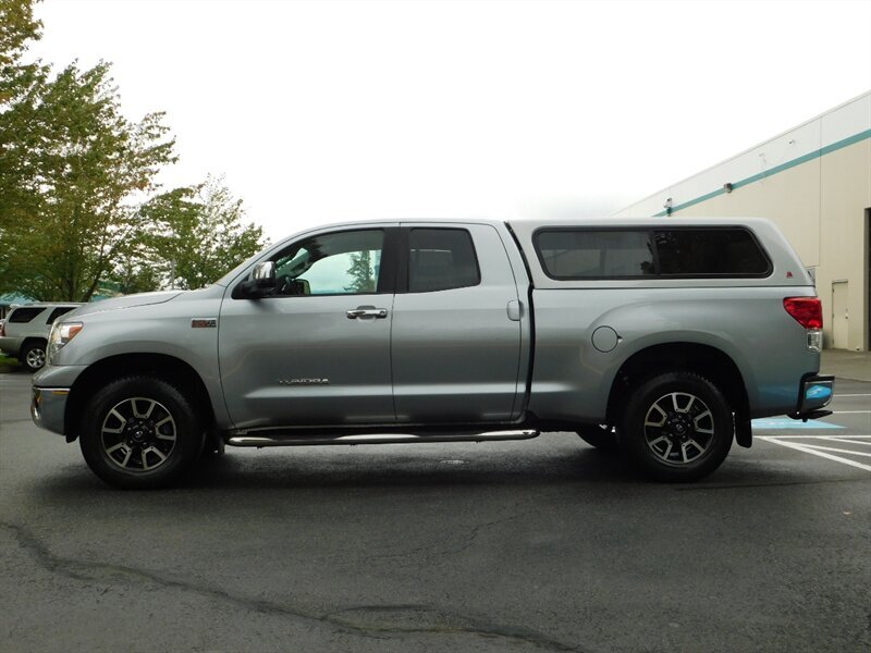 2012 Toyota Tundra Double Cab 4X4 / 5.7L 8Cyl / ONLY 32000 MILES