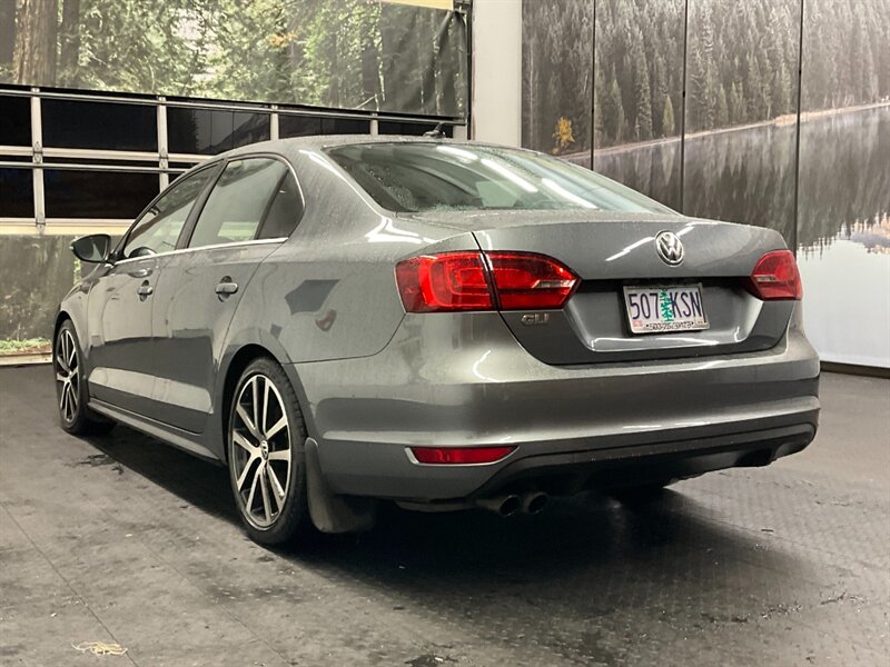 2012 Volkswagen Jetta GLI Autobahn PZEV Sedan / Sunroof / Heated Leather  LOCAL OREGON CAR / ONLY 73,000 MILES / SHARP & CLEAN !! - Photo 8 - Gladstone, OR 97027