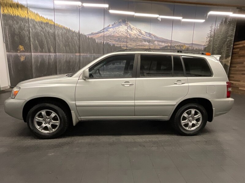 2005 Toyota Highlander 3RD ROW SEAT / Sport Utility / Excel Cond   - Photo 3 - Gladstone, OR 97027