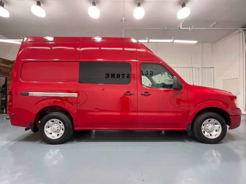 2013 Nissan NV 2500 HD SV CARGO VAN HIGH ROOF / 24,000 MILES  / 1-OWNER LOCAL - Photo 4 - Gladstone, OR 97027