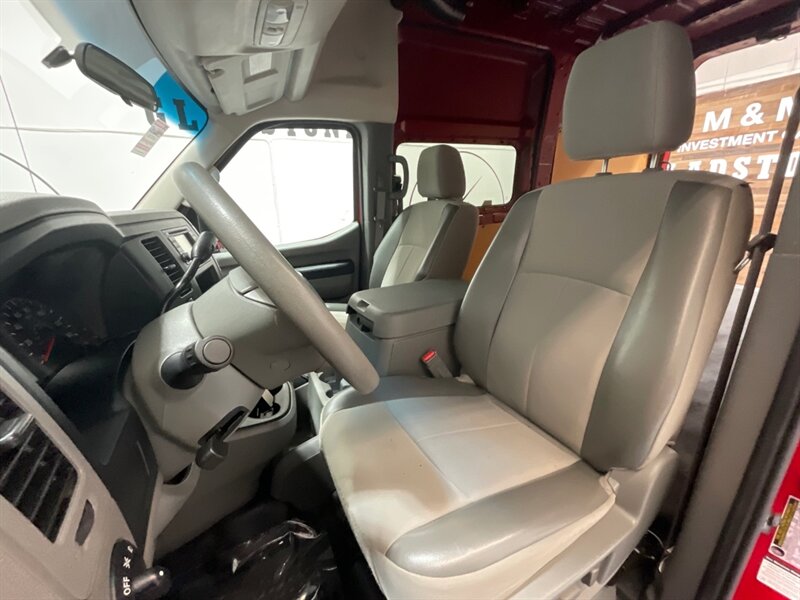 2013 Nissan NV 2500 HD SV CARGO VAN HIGH ROOF / 24,000 MILES  / 1-OWNER LOCAL - Photo 41 - Gladstone, OR 97027