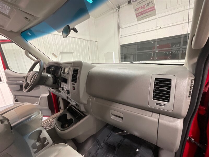 2013 Nissan NV 2500 HD SV CARGO VAN HIGH ROOF / 24,000 MILES  / 1-OWNER LOCAL - Photo 15 - Gladstone, OR 97027