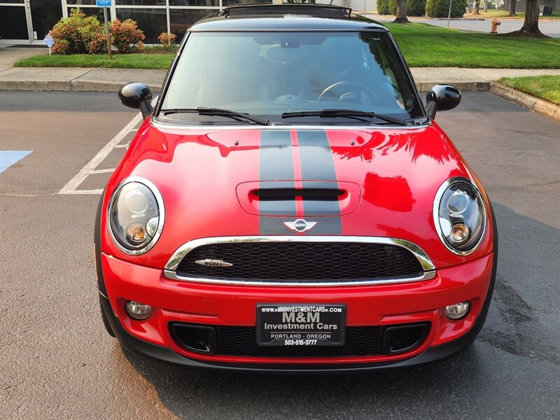 2013 MINI Cooper S 1.6L TURBO / Leather / PANO ROOF / 6-SPEED MANUAL / Hardtop / COLD WEATHER PKG / Continental Tires - Photo 46 - Portland, OR 97217
