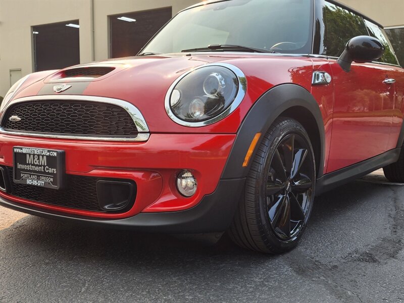 2013 MINI Cooper S 1.6L TURBO / Leather / PANO ROOF / 6-SPEED MANUAL / Hardtop / COLD WEATHER PKG / Continental Tires - Photo 7 - Portland, OR 97217