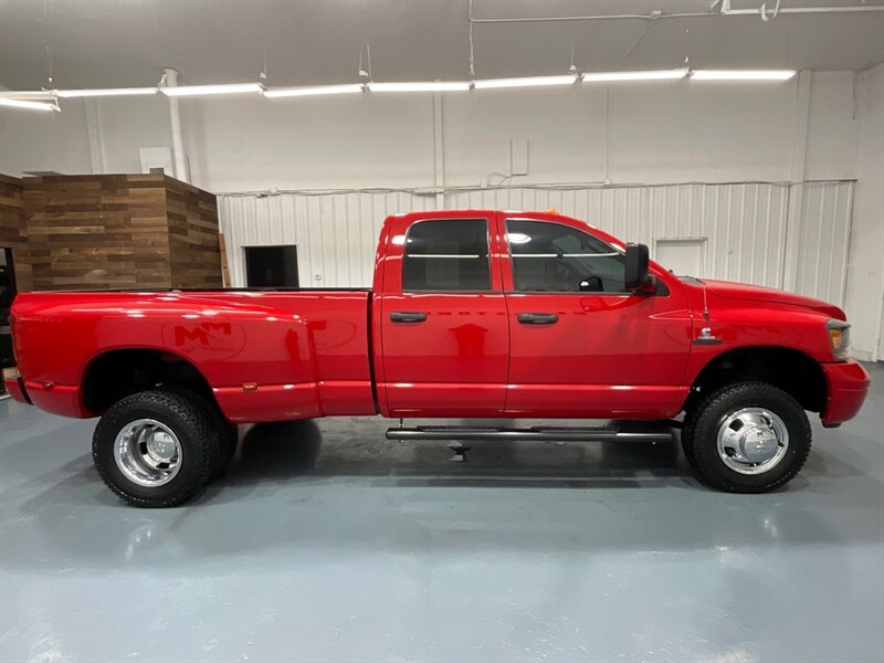 2006 Dodge Ram 3500 SLT Quad Cab 4X4/5.9L DIESEL / DUALLY / NEW TIRES  / ZERO RUST / LONG BED / 1-TON / 5.9L CUMMINS DIESEL / DUALLY - Photo 4 - Gladstone, OR 97027