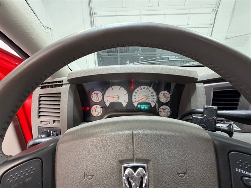 2006 Dodge Ram 3500 SLT Quad Cab 4X4/5.9L DIESEL / DUALLY / NEW TIRES / ZERO RUST / LONG BED / 1-TON / 5.9L CUMMINS DIESEL / DUALLY - Photo 21 - Gladstone, OR 97027