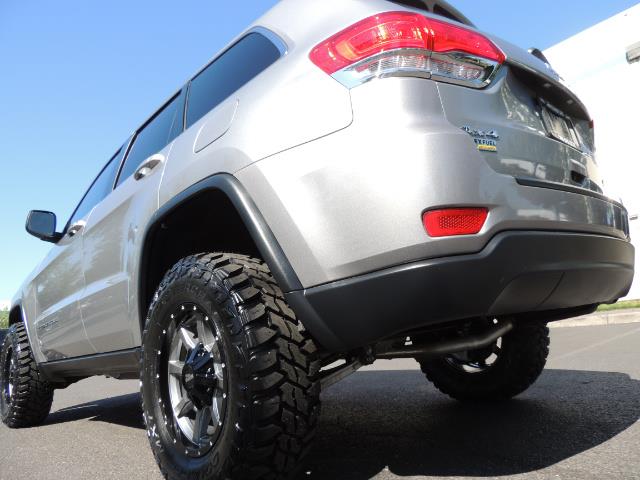 2015 Jeep Grand Cherokee Laredo / 4WD / 18K miles / LIFTED LIFTED   - Photo 11 - Portland, OR 97217