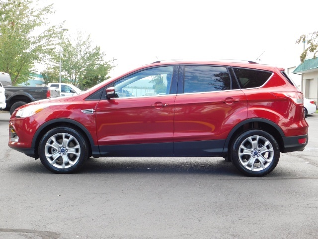 2014 Ford Escape Titanium 4WD PANO ROOF / HEATED LEATHER / REAR CAM