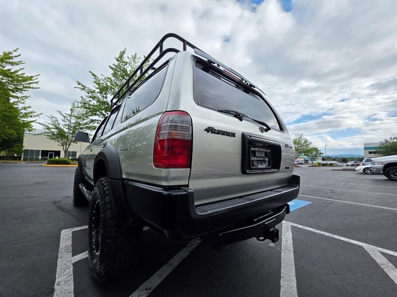 1999 Toyota 4Runner 4X4 V6 / 5 SPEED MANUAL / BF GOODRICH / LIFTED / V6 3.4L / METHOD WHEELS / STANDARD TRANSMISSION - Photo 11 - Portland, OR 97217