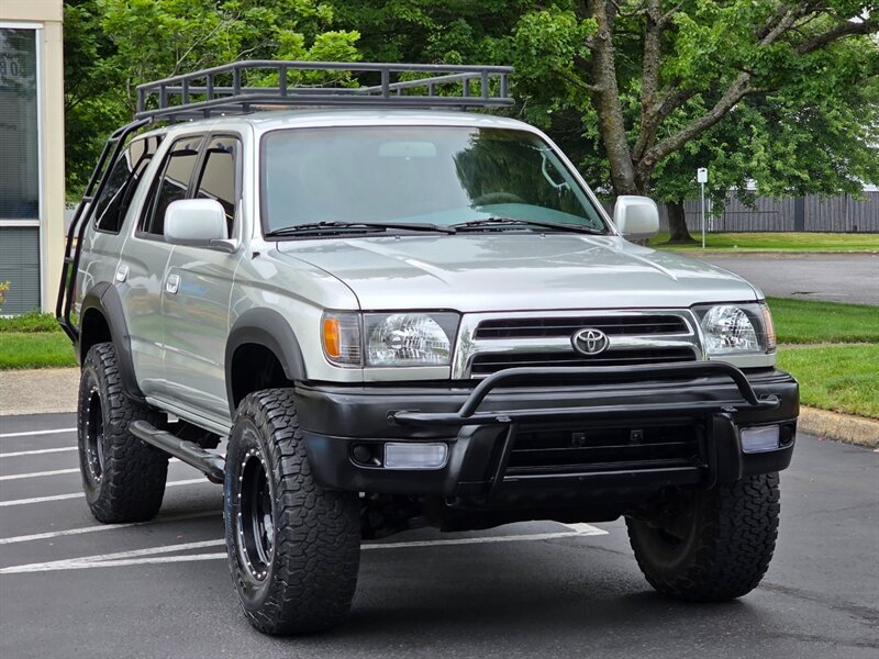 1999 Toyota 4Runner 4X4 V6 / 5 SPEED MANUAL / BF GOODRICH / LIFTED / V6 3.4L / METHOD WHEELS / STANDARD TRANSMISSION - Photo 2 - Portland, OR 97217