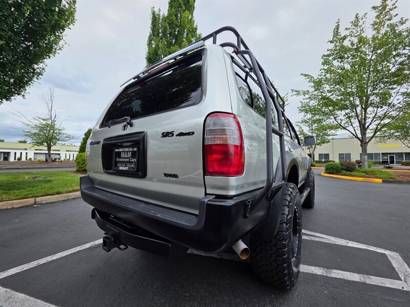 1999 Toyota 4Runner 4X4 V6 / 5 SPEED MANUAL / BF GOODRICH / LIFTED / V6 3.4L / METHOD WHEELS / STANDARD TRANSMISSION - Photo 12 - Portland, OR 97217