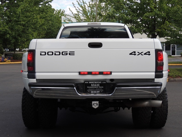 2001 Dodge Ram 3500 SLT Plus / 4X4 / 5.9L DIESEL / 6-SPEED / DUALLY   - Photo 6 - Portland, OR 97217